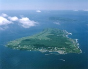 国定公園焼尻島(手前)天売島(奥)