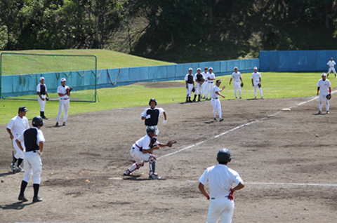 学園大学野球写真